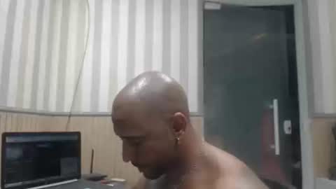 Snapshot of hebertgomes chatting on 09.22.25 hebertgomes online show from 09.22.25