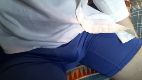 Snapshot of hecomesagain chatting on 09.10.25 hecomesagain online show from 09.10.25