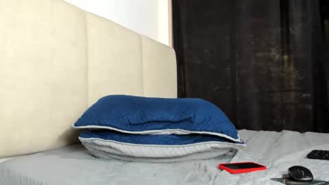  18 online show from 09.24.25