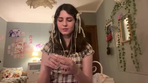 Sarah online show from 12.02.25