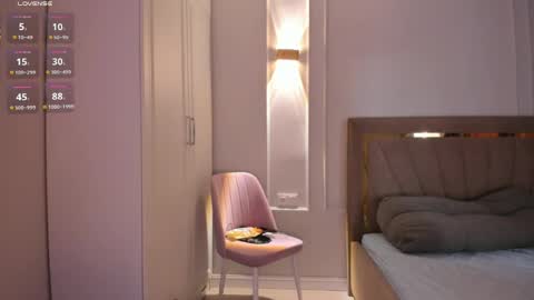 Call me Mia online show from 04.19.26