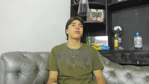 heellboy_ online show from 11.08.25