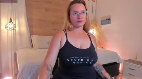 ANTARA REY online show from 10.27.25