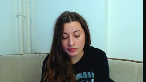 helen_adams_ online show from 12.05.24