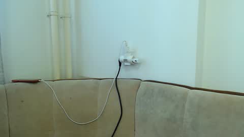 helen_adams_ online show from 02.05.25