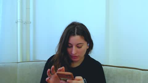 helen_adams_ online show from 02.23.25