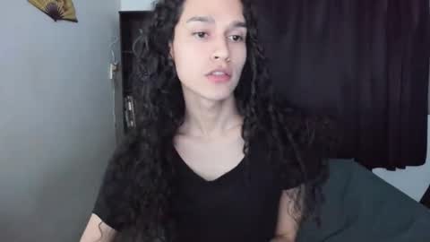 Snapshot of helena_spellman chatting on 05.23.26 helena_spellman online show from 05.23.26
