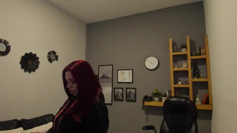 Helena online show from 11.06.25