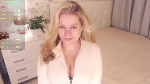 Helena Bonham online show from 12.12.24