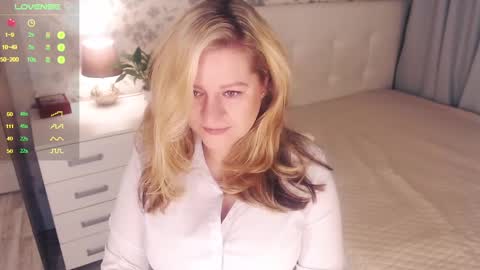 Helena Bonham online show from 12.16.24