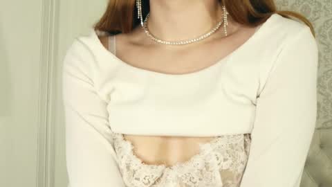 Snapshot of helenchristensen chatting on 03.02.25 Sarah here Help to make 100 thumbs up online show from 03.02.25