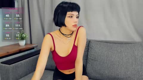 Snapshot of helenchristensen chatting on 03.09.25 Sarah here Help to make 100 thumbs up online show from 03.09.25