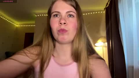 Chloe online show from 05.11.26