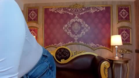 Helen or Hells online show from 12.13.25