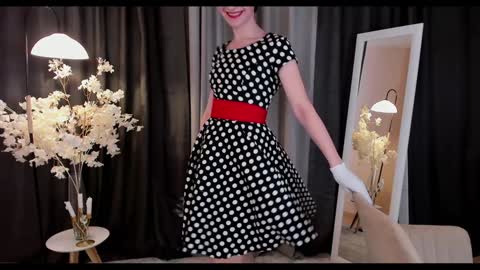 Helen online show from 02.07.25