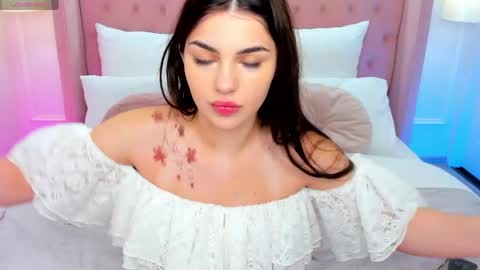 Helen online show from 06.04.26