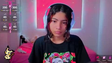 Helia Transfem and Amy online show from 12.22.25