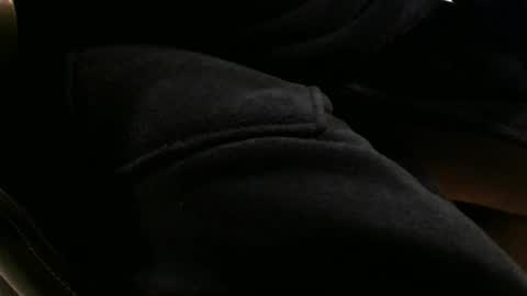 Snapshot of helikev chatting on 12.13.25 helikev online show from 12.13.25