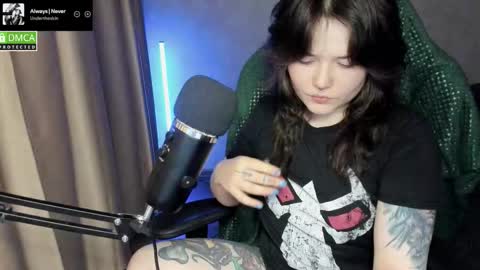 Red online show from 03.10.26