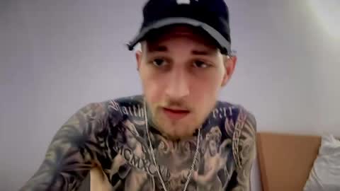 Snapshot of hellacozy chatting on 03.24.26 hellacozy online show from 03.24.26