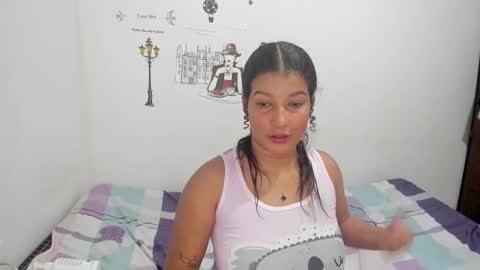 Snapshot of hellen_scot_ chatting on 11.26.25 hellen_scot_ online show from 11.26.25