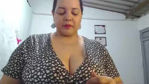 Hellen Sevda online show from 12.02.25