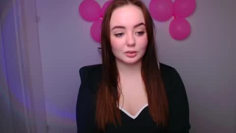 Snapshot of hellen_way chatting on 02.18.25 Hellen online show from 02.18.25