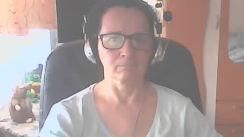 Snapshot of hellenmarie chatting on 03.09.26 hellenmarie online show from 03.09.26