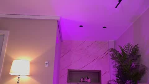 hellenroyy online show from 10.27.25