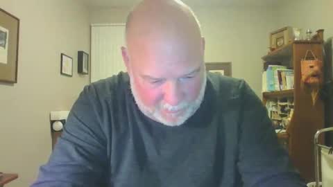 helloforfun111 online show from 09.12.25