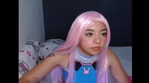 hellokitty_valery1 online show from 12.15.25