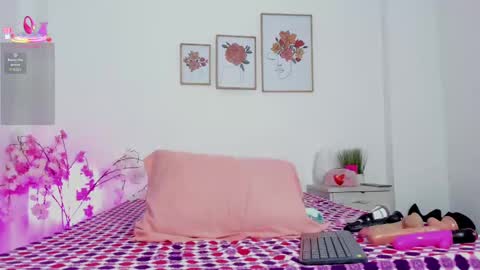 Hellzel online show from 10.09.25