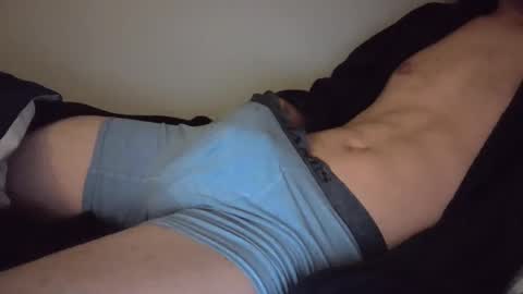 Snapshot of henebeii chatting on 01.11.25 Henebeii online show from 01.11.25