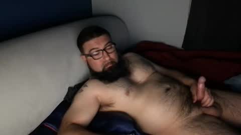 hennndog1 online show from 10.18.25