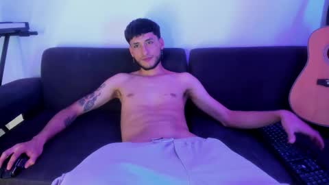 henrik_senn online show from 12.02.25