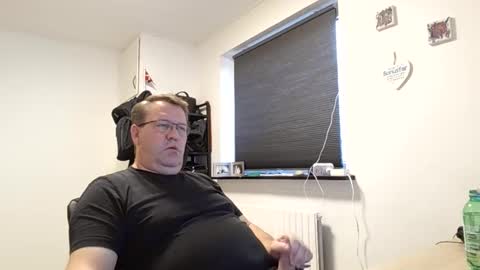 henrikrp1971 online show from 01.17.25