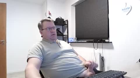 henrikrp1971 online show from 03.03.25