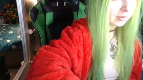 Snapshot of hentaishiing chatting on 02.19.25 Hentaishiing online show from 02.19.25