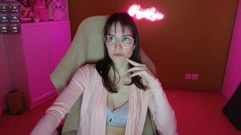 HeraLuna  online show from 01.15.25