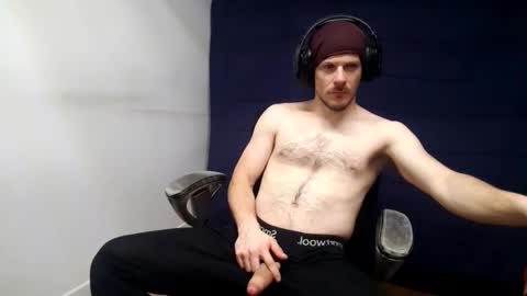 Snapshot of herbigo4 chatting on 03.01.25 herbigo88 snaap online show from 03.01.25