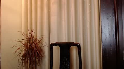 Snapshot of hercules__ chatting on 02.02.25 Gregblonde Alextattoo online show from 02.02.25