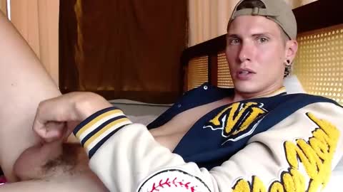 Snapshot of hercules__ chatting on 02.14.25 Gregblonde Alextattoo online show from 02.14.25