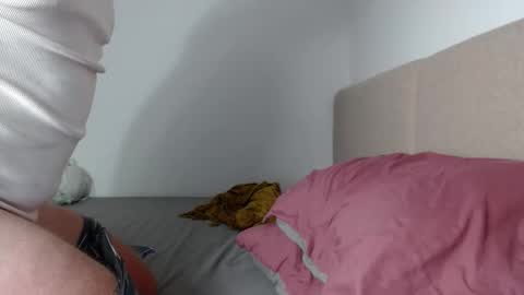 Snapshot of hercules__ chatting on 10.20.25 Gregblonde Alextattoo online show from 10.20.25