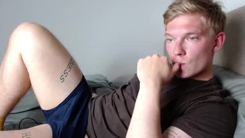 Snapshot of hercules__ chatting on 11.17.25 Gregblonde Alextattoo online show from 11.17.25