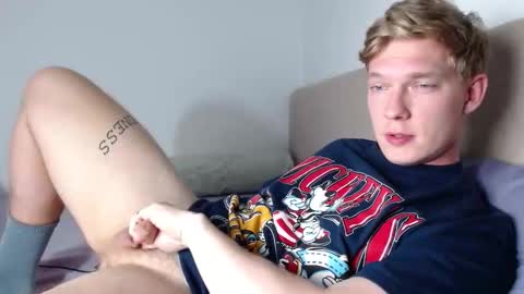 Snapshot of hercules__ chatting on 02.05.26 Gregblonde Alextattoo online show from 02.05.26