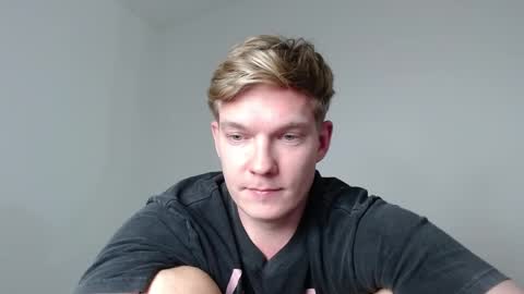 Snapshot of hercules__ chatting on 03.26.26 Gregblonde Alextattoo online show from 03.26.26