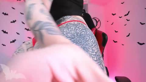  Marie  online show from 11.27.25