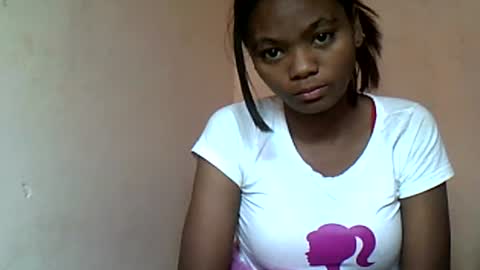 Snapshot of herisse01 chatting on 06.22.26 herisse01 online show from 06.22.26