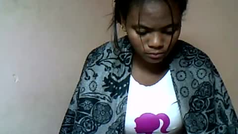 Snapshot of herisse01 chatting on 06.23.26 herisse01 online show from 06.23.26