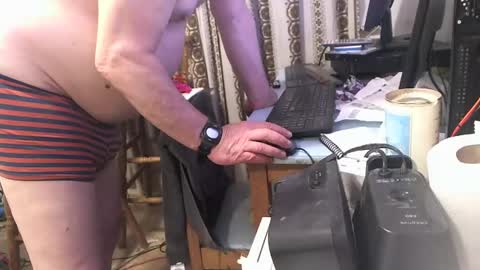 mature online show from 02.11.25